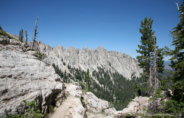 "Monument Expanse"